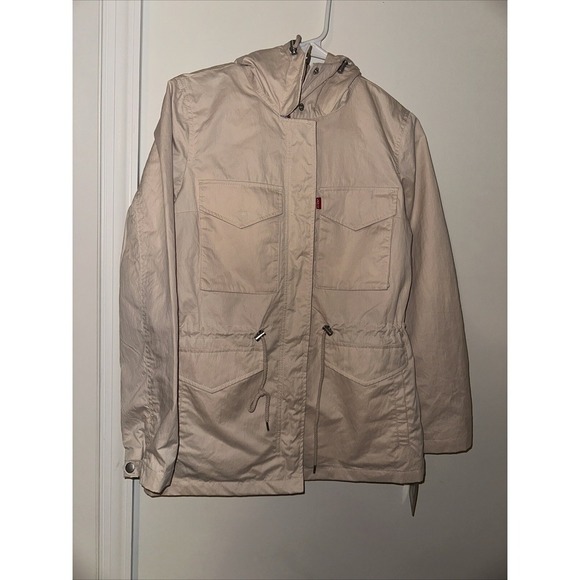 Levi's Cargo jacket Size XS- Brand New With Tags And Pale Pink - Picture 1 of 8